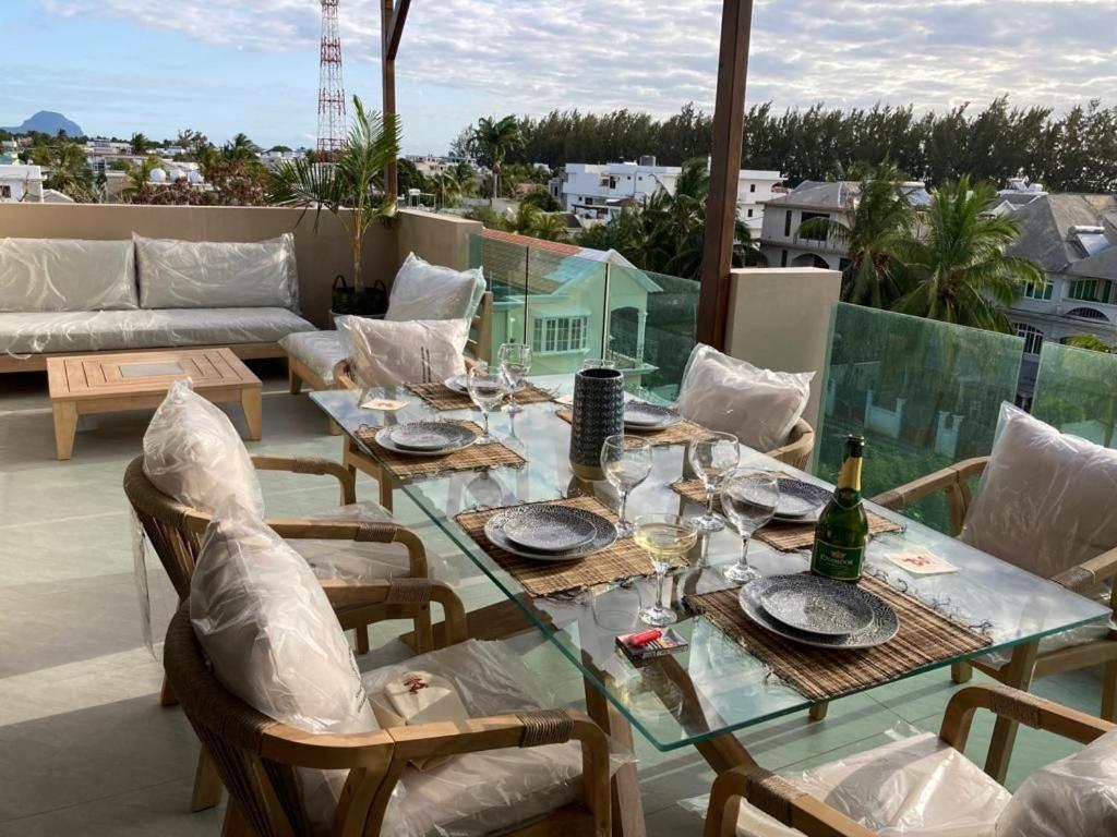 Splendide Penthouse Vue Mer A 5 Mn A Pied De La Plage Flic en Flac Exterior foto