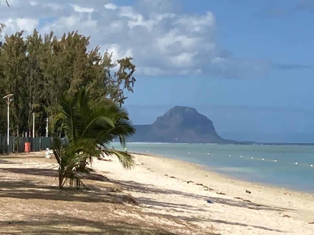 Splendide Penthouse Vue Mer A 5 Mn A Pied De La Plage Flic en Flac Exterior foto