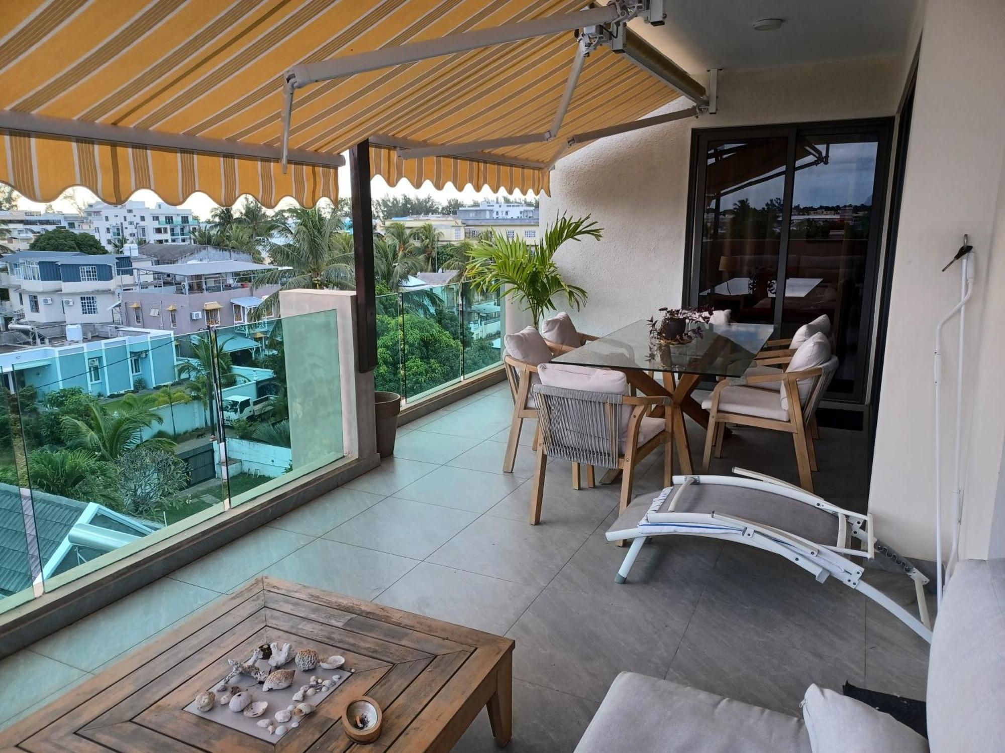 Splendide Penthouse Vue Mer A 5 Mn A Pied De La Plage Flic en Flac Exterior foto