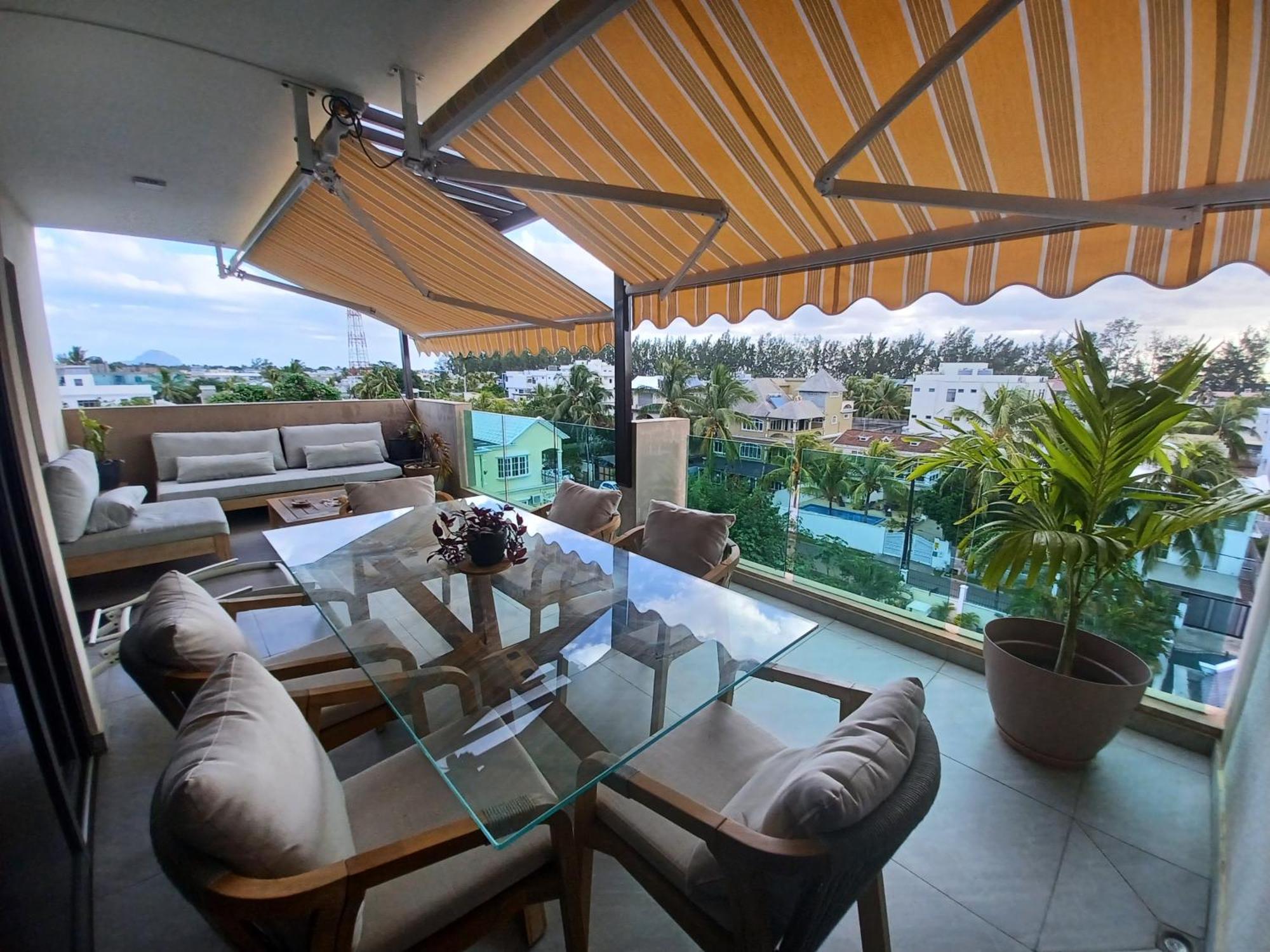 Splendide Penthouse Vue Mer A 5 Mn A Pied De La Plage Flic en Flac Exterior foto
